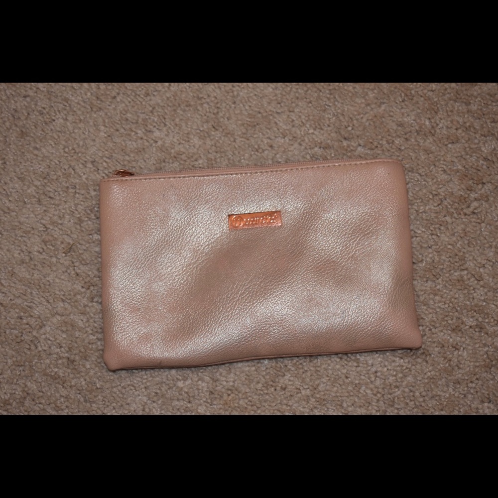 cosmetic bag